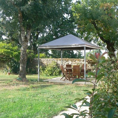 Sainte-Colombe  Maison Calme Au Coeur Des Vignes מראה חיצוני תמונה