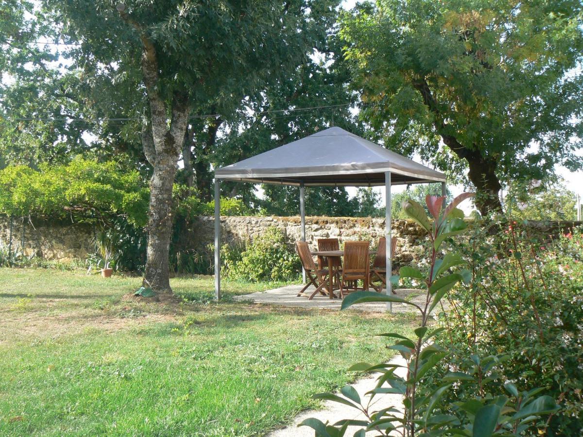 Sainte-Colombe  Maison Calme Au Coeur Des Vignes מראה חיצוני תמונה